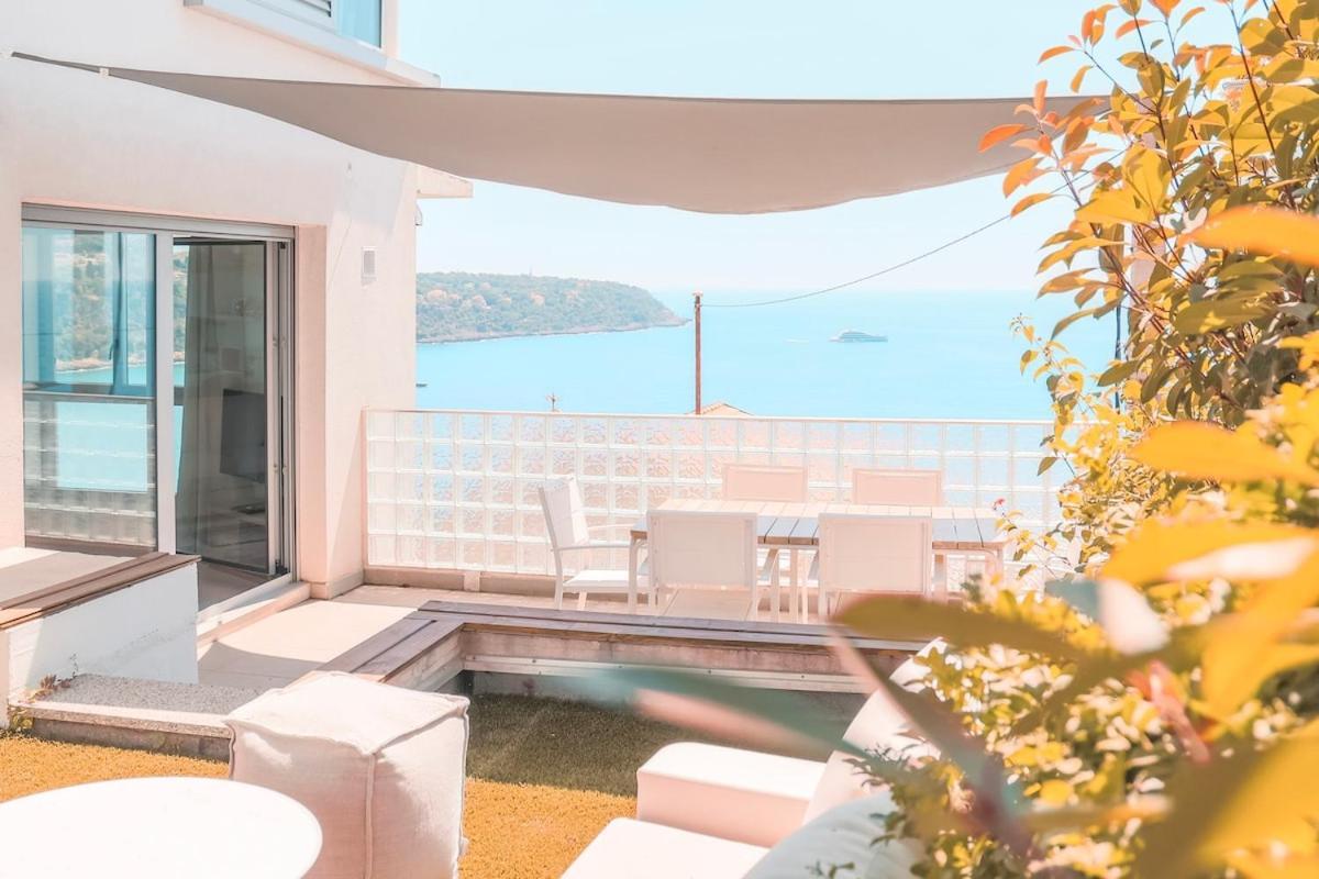 Apartment Porte De Monaco, Duplex Avec Terrasse Et Parking